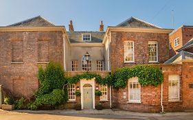 Pelham House